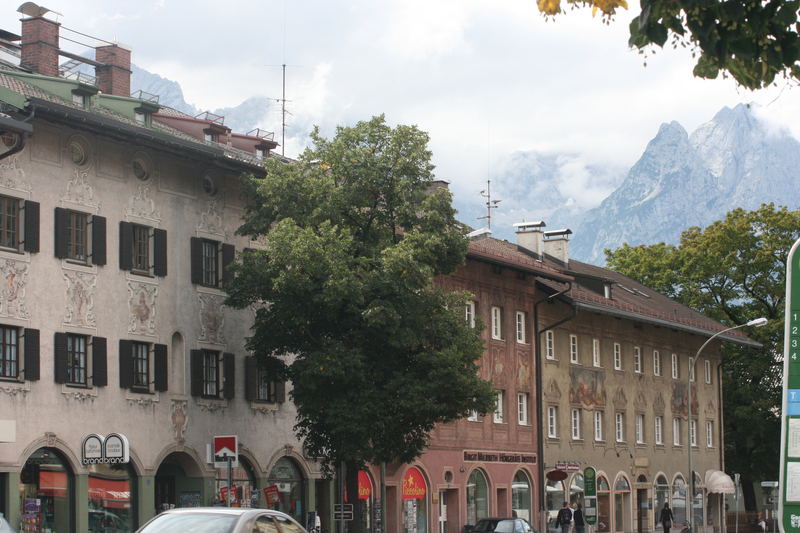 Spaziergang durch die Bahnhofstraße