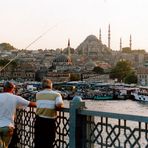 Spaziergang durch Istanbul (6): Fischer auf der Galata-Brücke