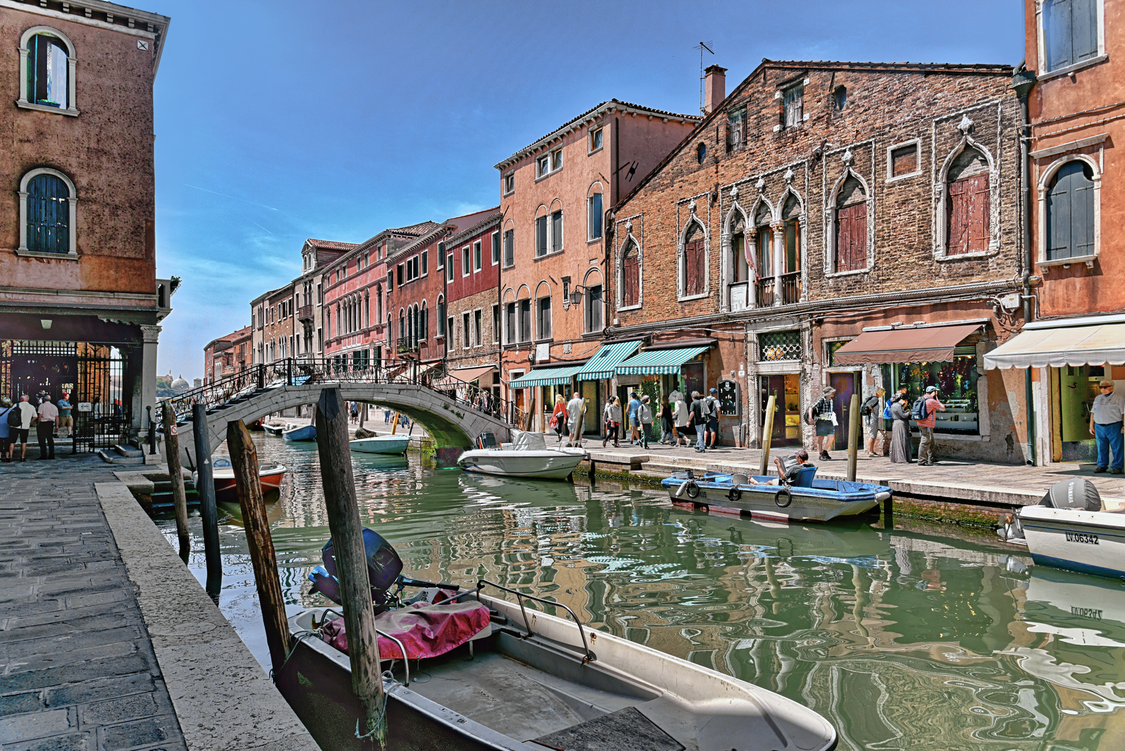 Spaziergang durch Murano Foto & Bild italy, street, world Bilder auf