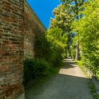 Spaziergang entlang der Stadtmauer