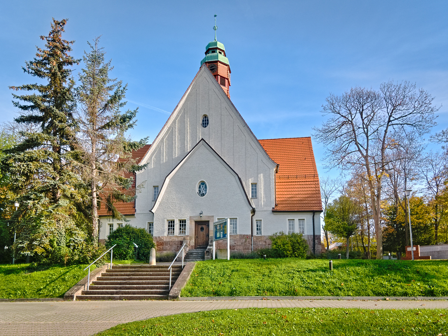 Spaziergang in der Rheinhessen-Fachklinik