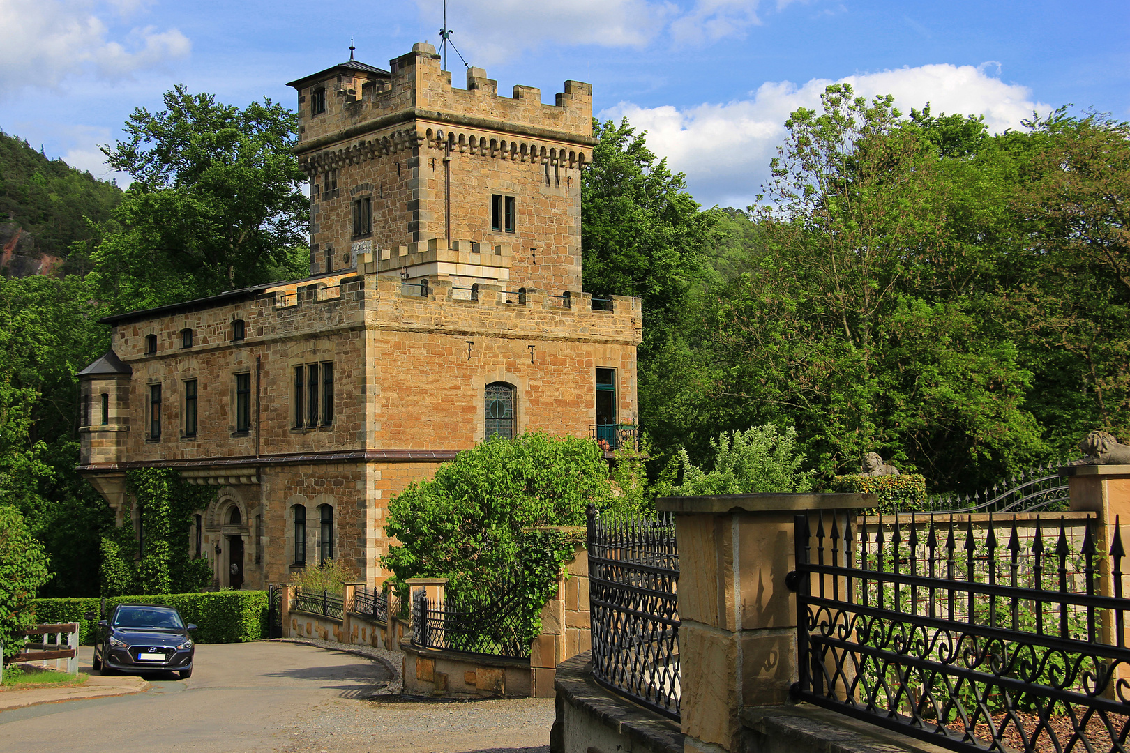 Spaziergang in Saalfeld (06) - Schloss Wetzelstein