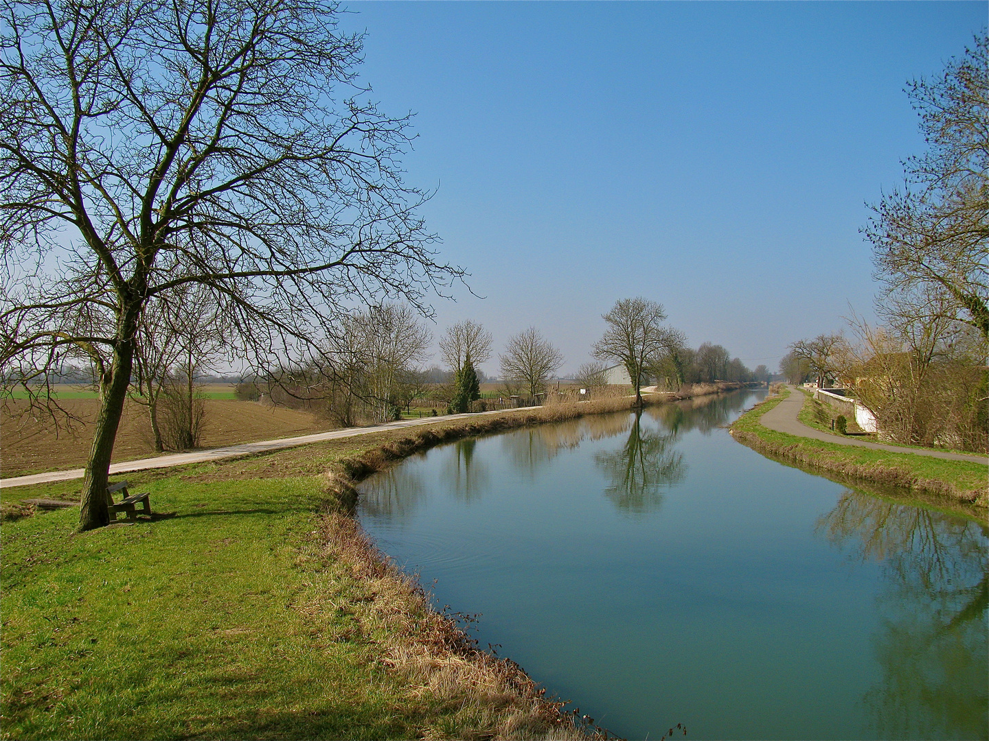 ...Spaziergang-Rhin au Rhône Canal-