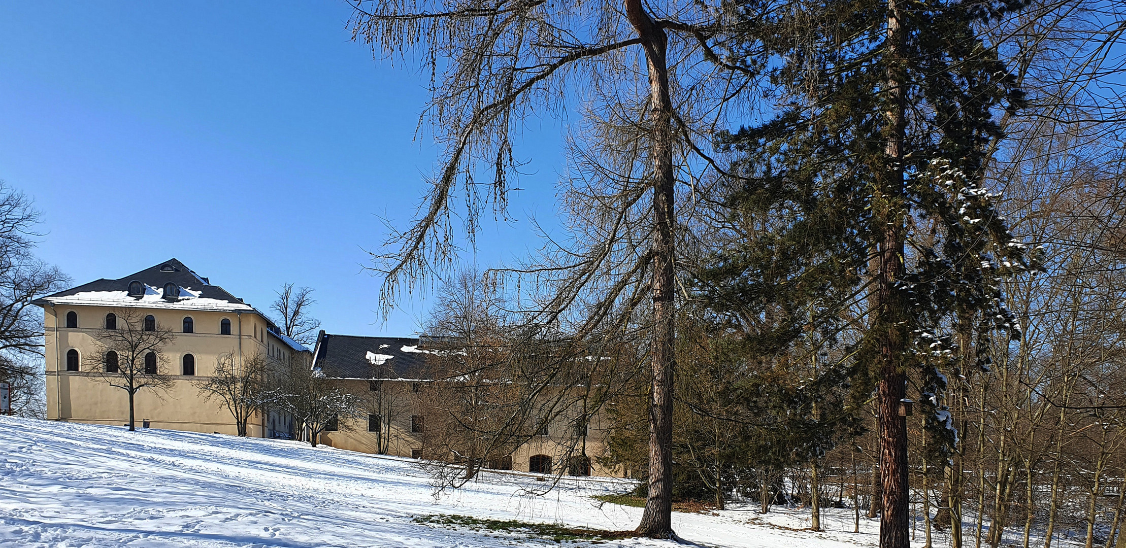 Spaziergang zum Schloss und Umgebung (11)