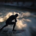 Special Agent beim harten Einsatz im Eisbach zum Monschtafang noch vor Ausbringen des Waldmeisters