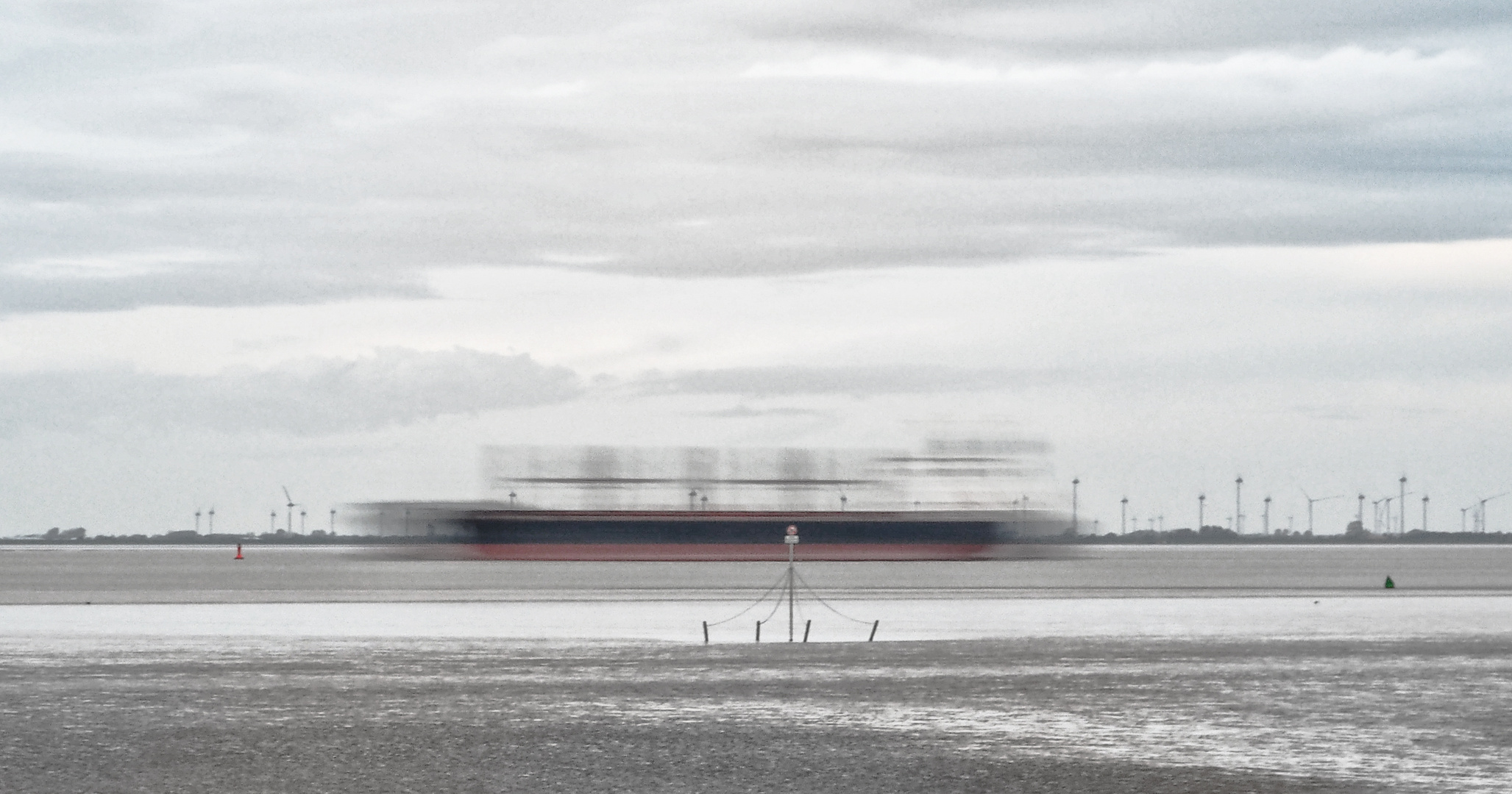 ... speedboat auf der elbe