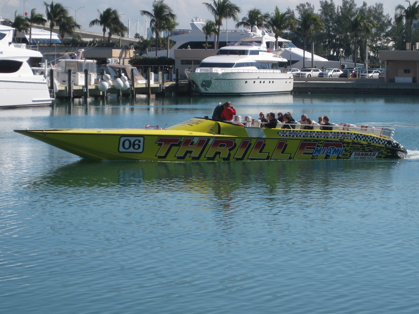 SPEEDBOAT BAYSIDE - MIAMI 2010