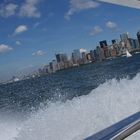 Speedboot vor Big Apple