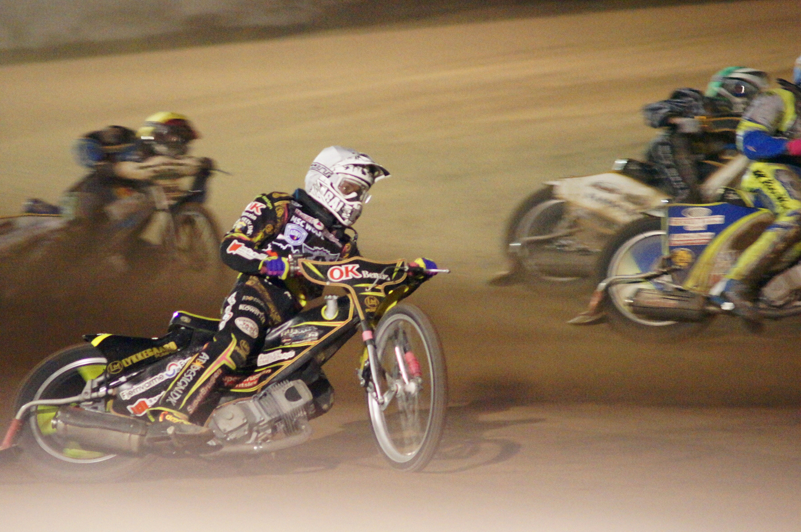 Speedway Foto & Bild monatswettbewerbe, 01 und.... action!, archiv