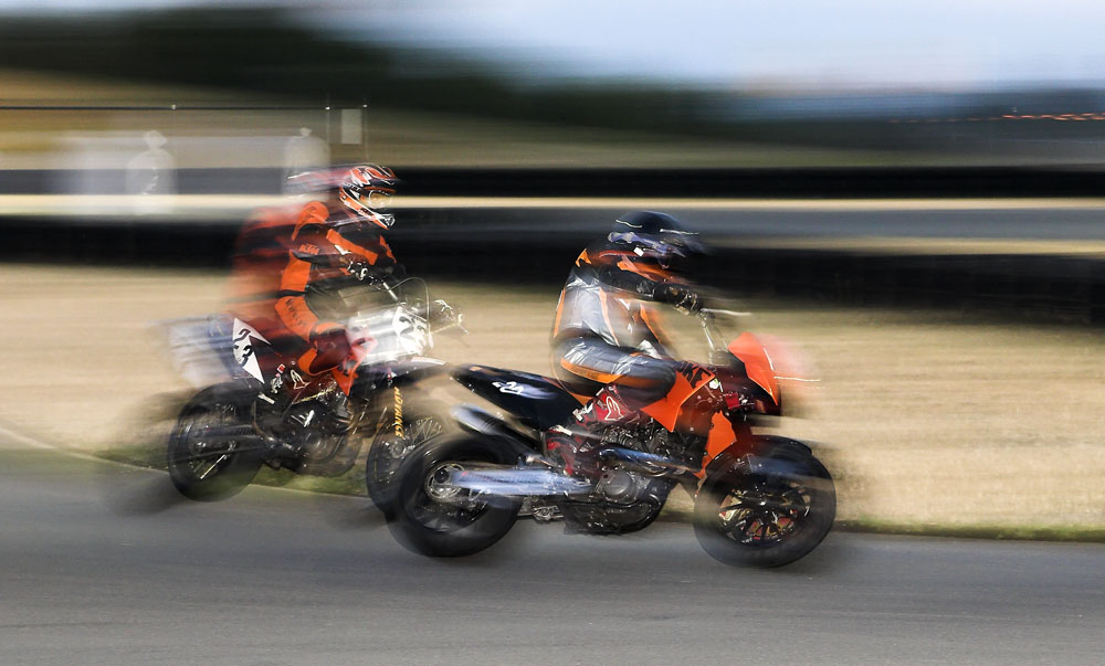 Speedweek KTM Duke Battle