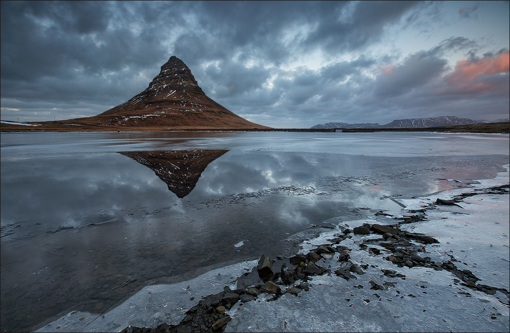 [ _ spegilsléttur // Kirkjufell]