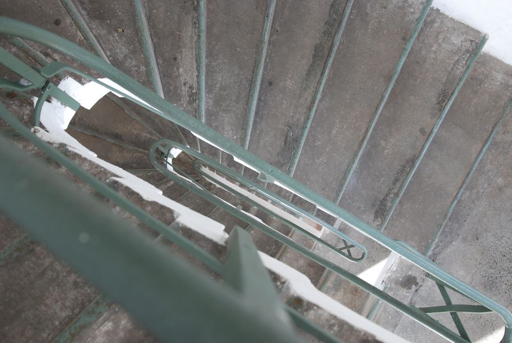 Speicher-Wendeltreppe mit Charme Foto & Bild | architektur, lost places