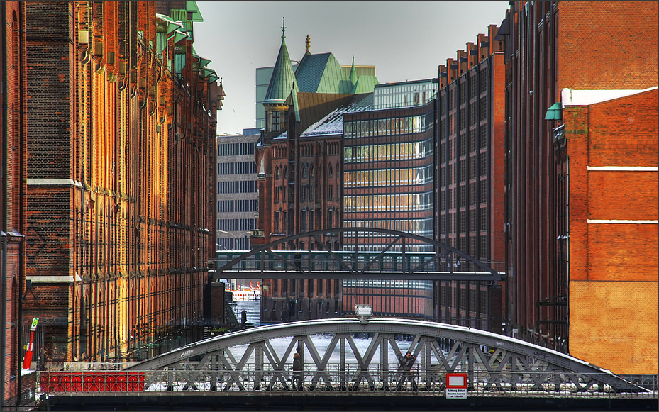 * Speicherstadt °