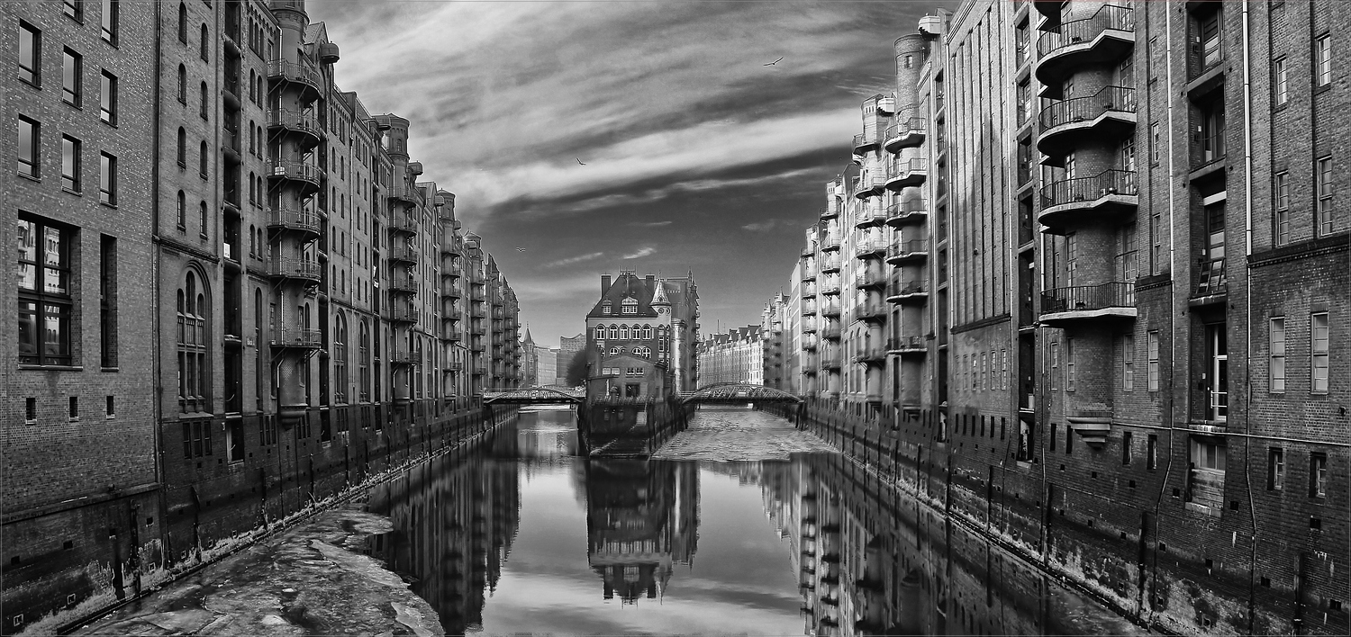 * Speicherstadt *