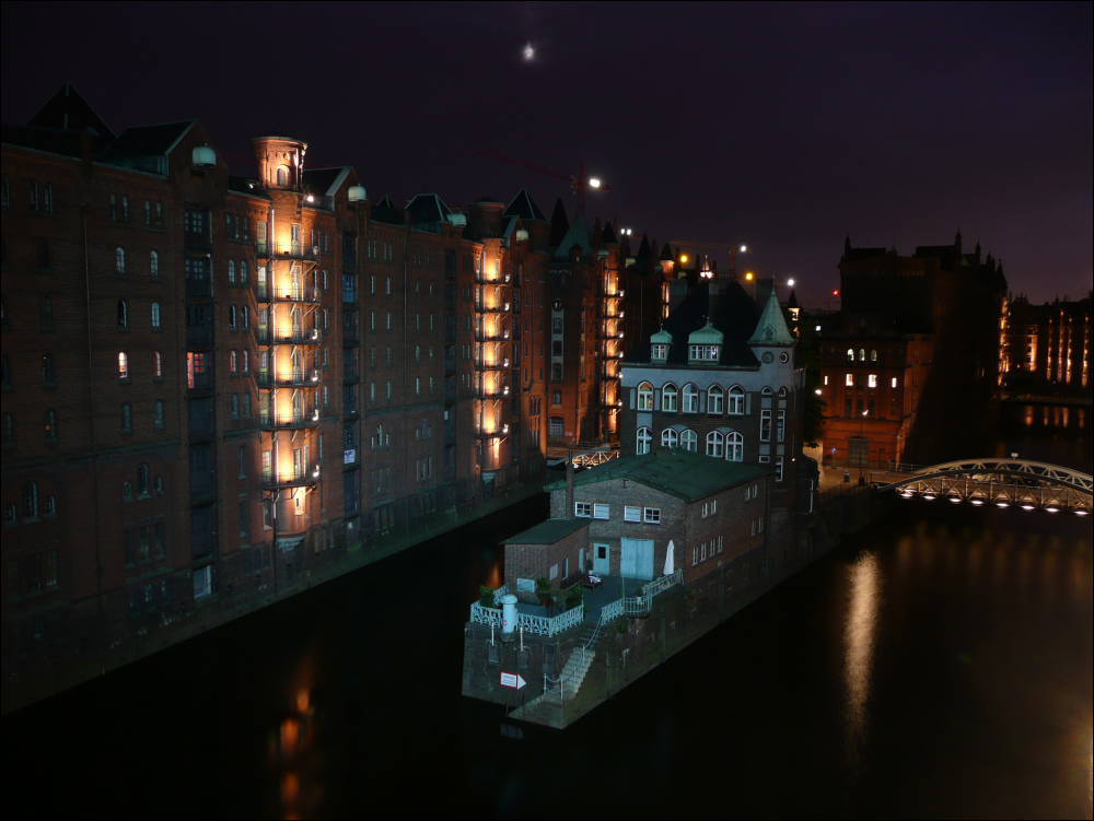 Speicherstadt bei Nacht