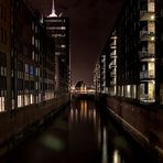 ... Speicherstadt bei Nacht .... 1