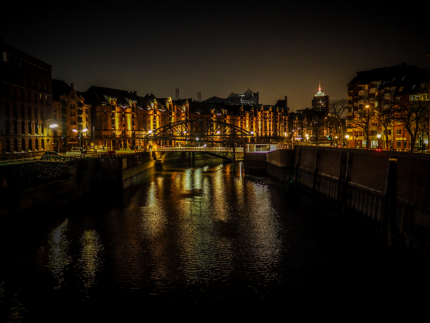 Speicherstadt bei Nacht