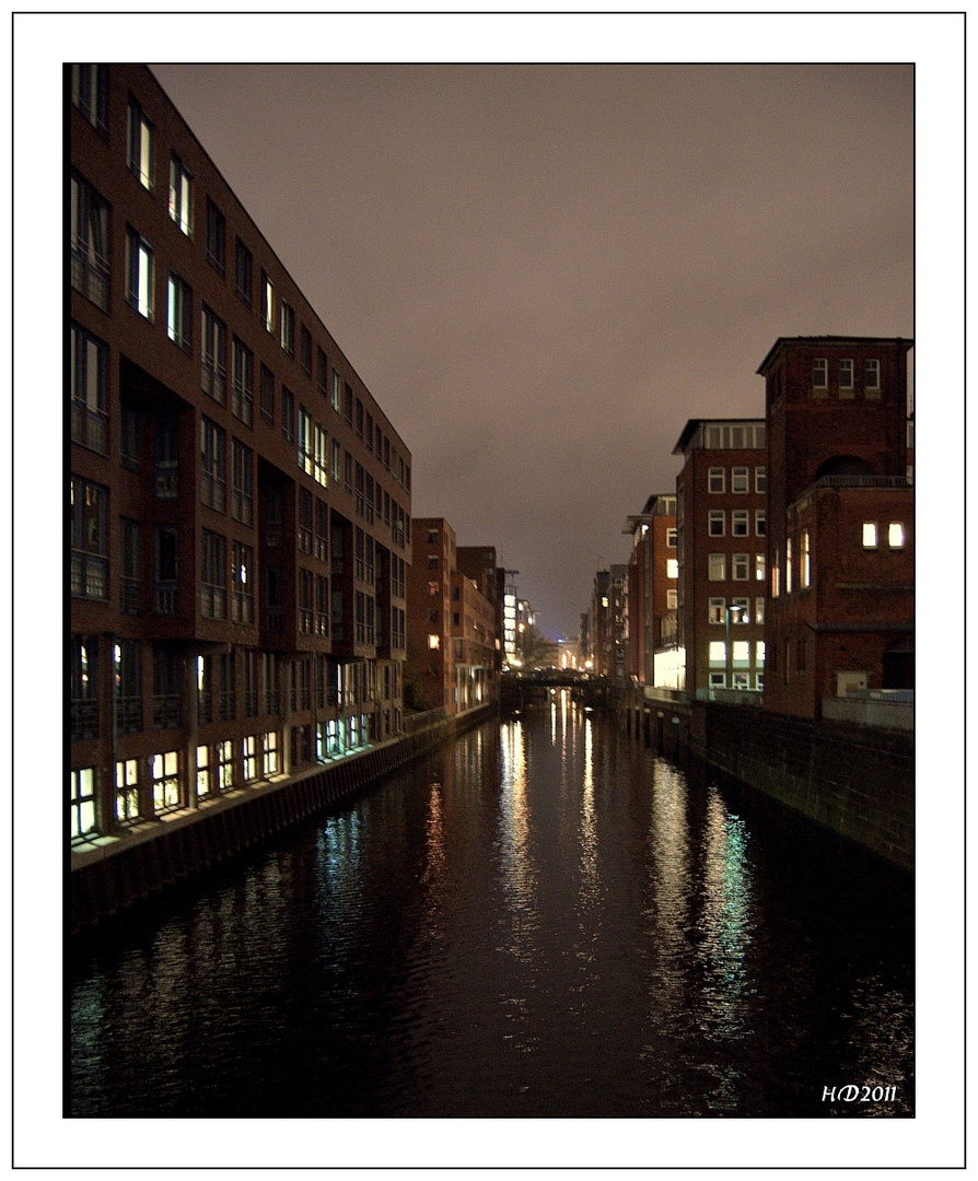 Speicherstadt bei Nacht