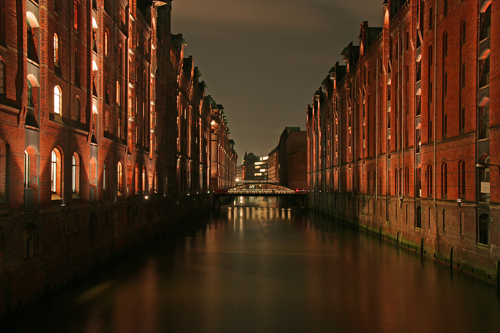 Speicherstadt bei Nacht