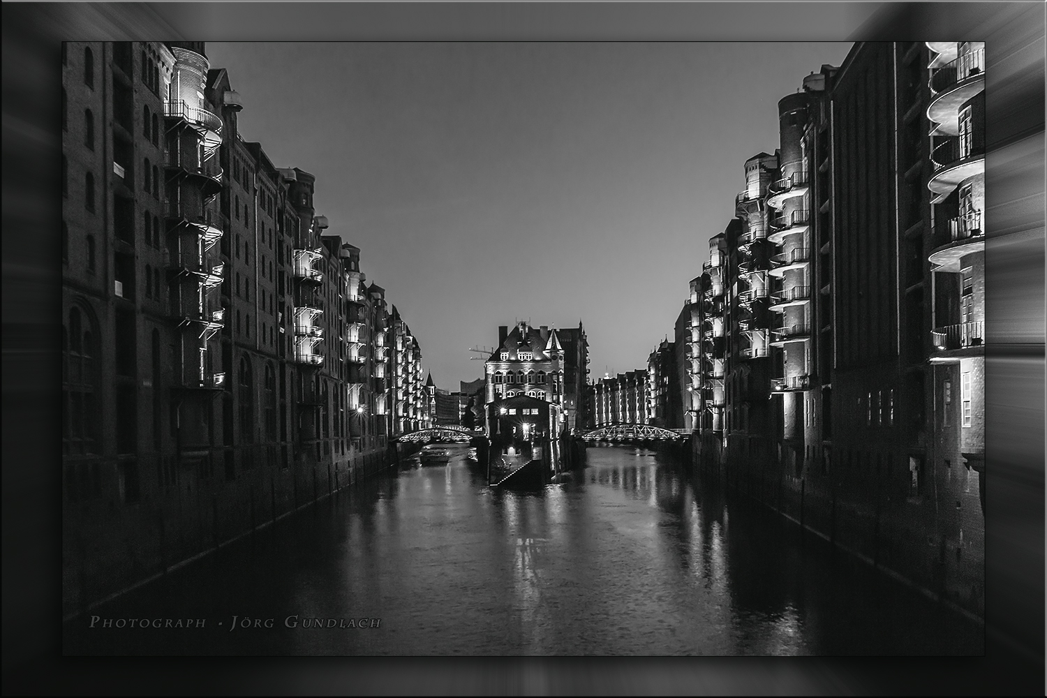 Speicherstadt bei Nacht