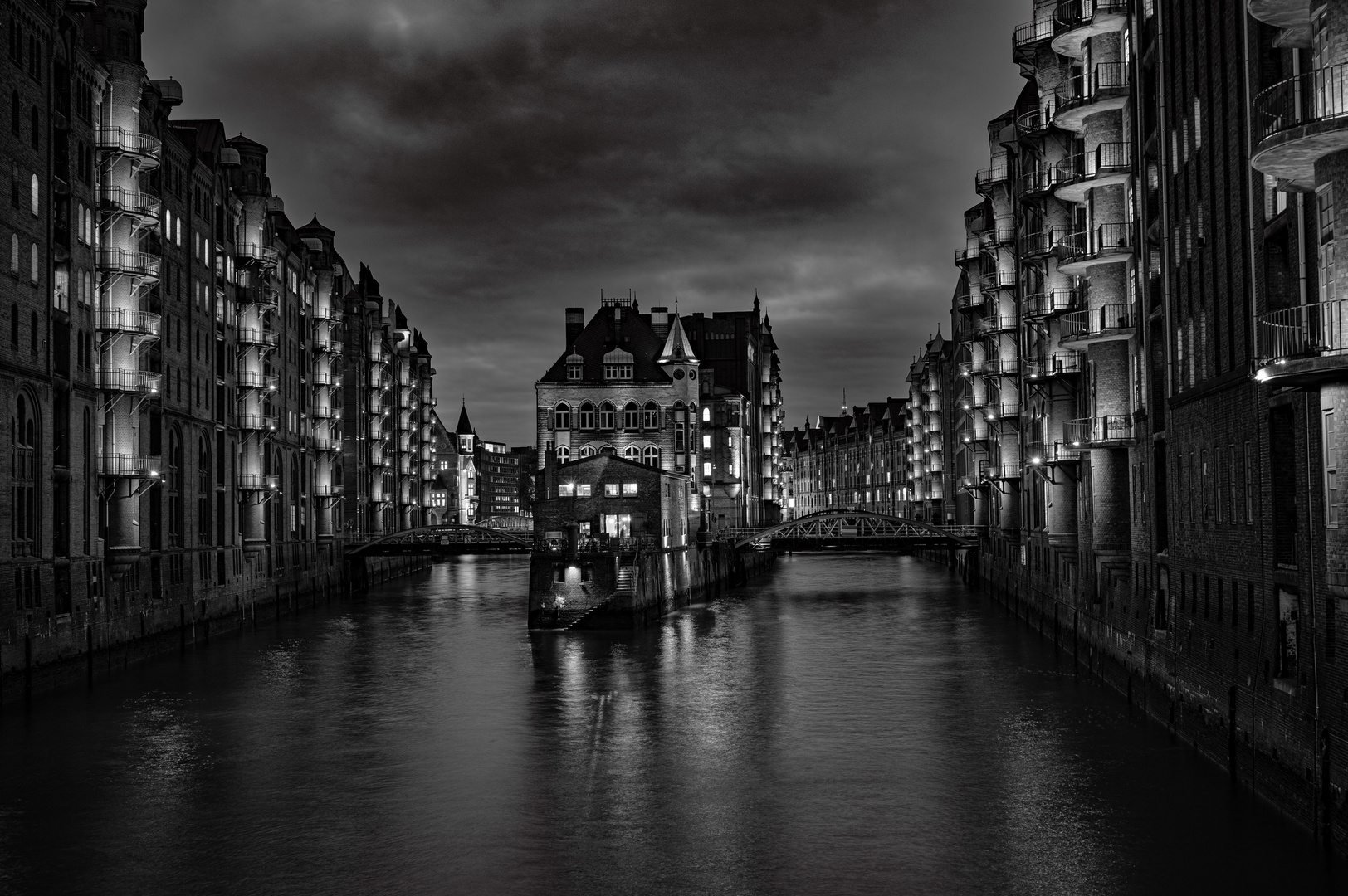 Speicherstadt bei Nacht