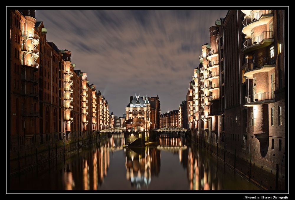 Speicherstadt bei Nacht