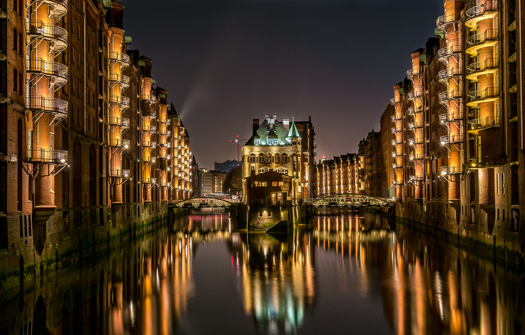 Speicherstadt bei Nacht, Hamburg