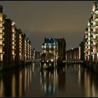 ...Speicherstadt bei Regen....