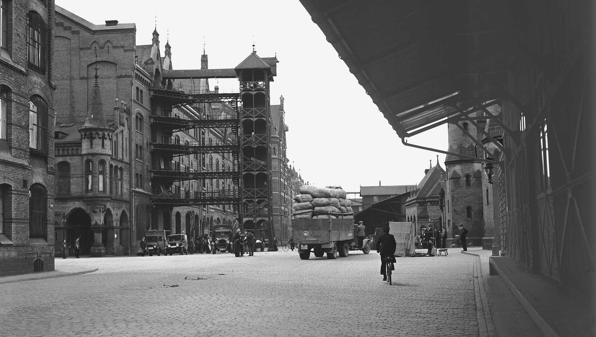 Speicherstadt ca 1920, St. Annen , heute DUNGEON und Miniaturwelt