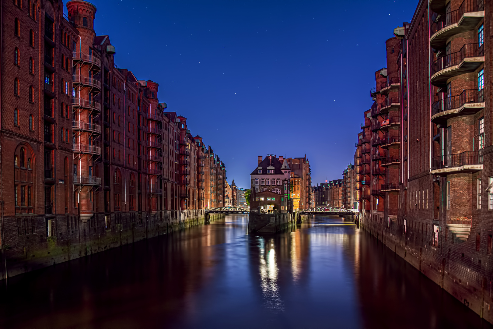 speicherstadt dunkel