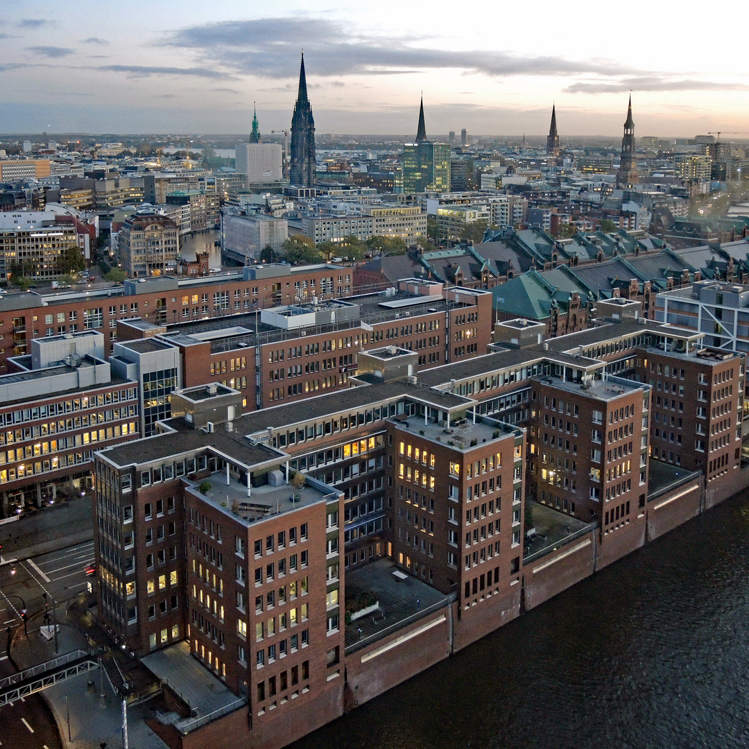 Speicherstadt im Morgenlicht