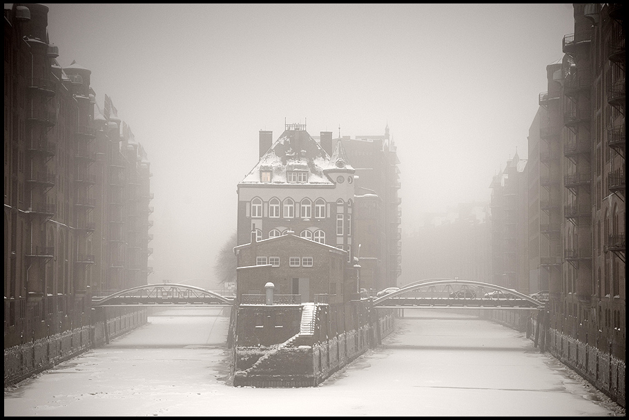 Speicherstadt im Nebel