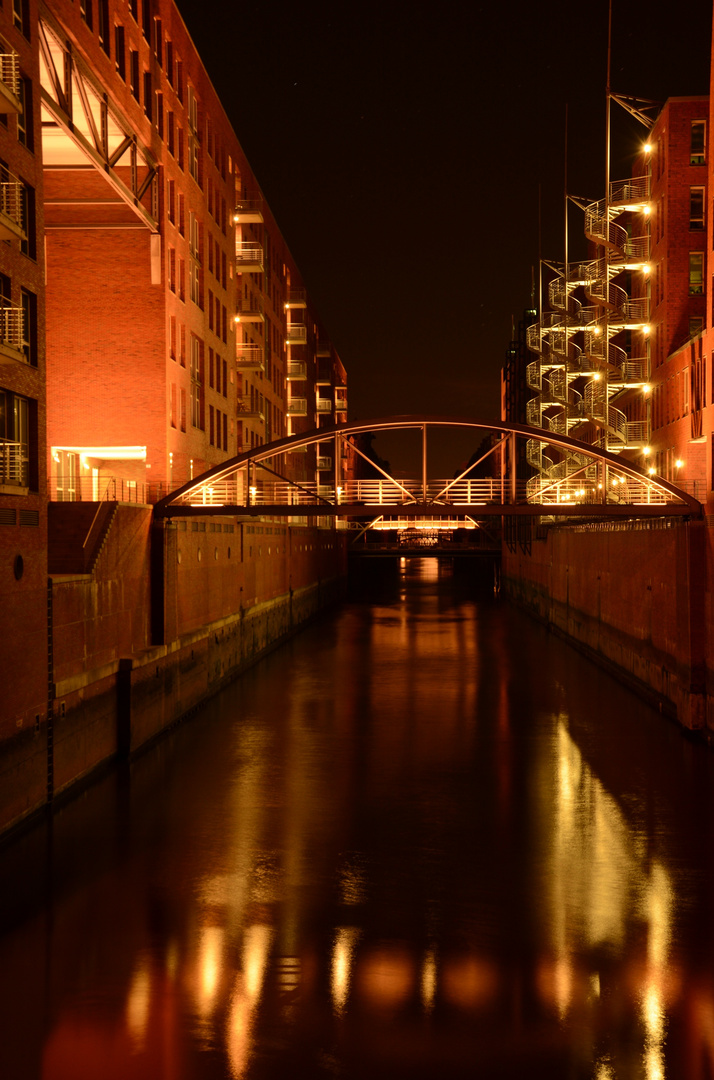 Speicherstadt in the Dark (II)