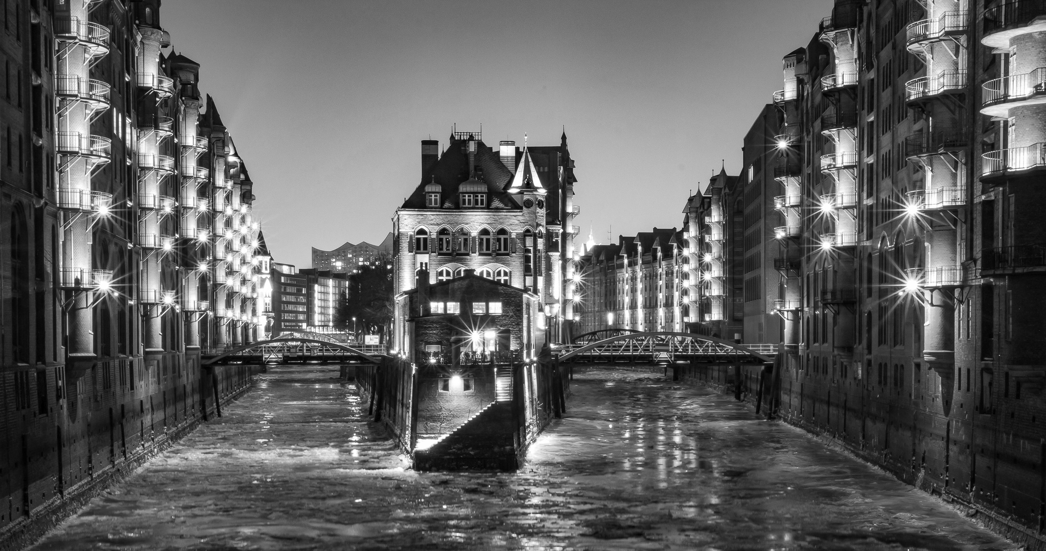 Speicherstadt mal in Schwarz-Weiss