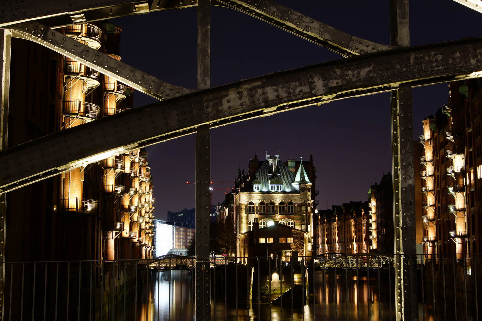 Speicherstadt Nachts 08