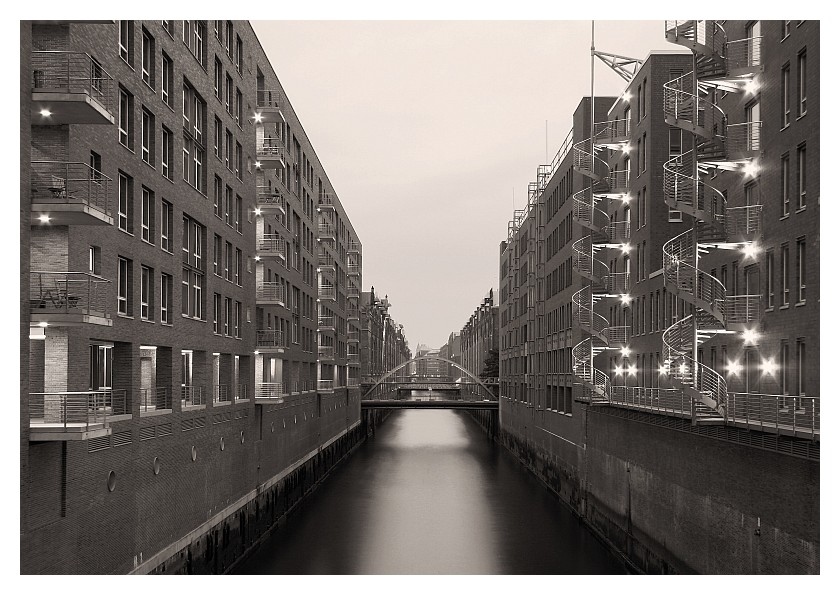 Speicherstadt nachts