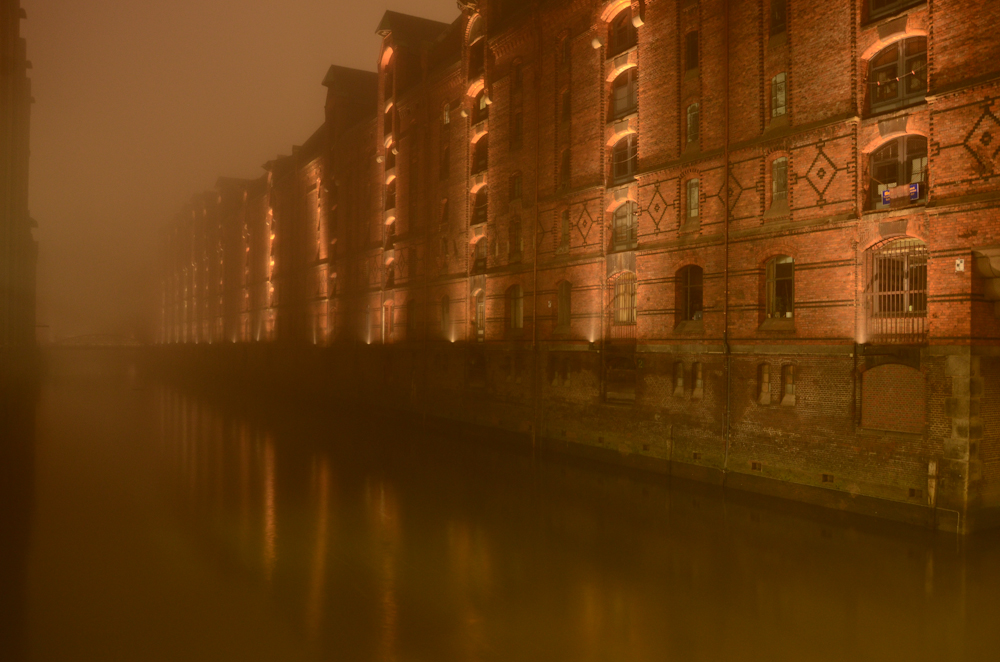 Speicherstadt nebulös.