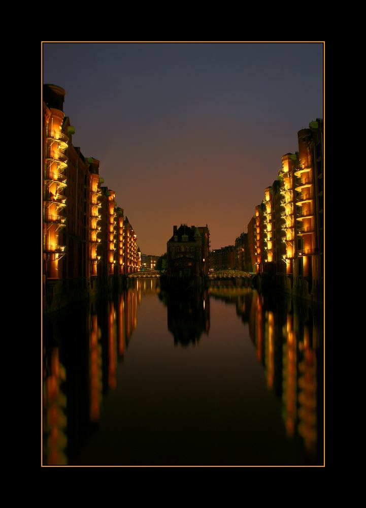 [ Speicherstadt @ Night ]