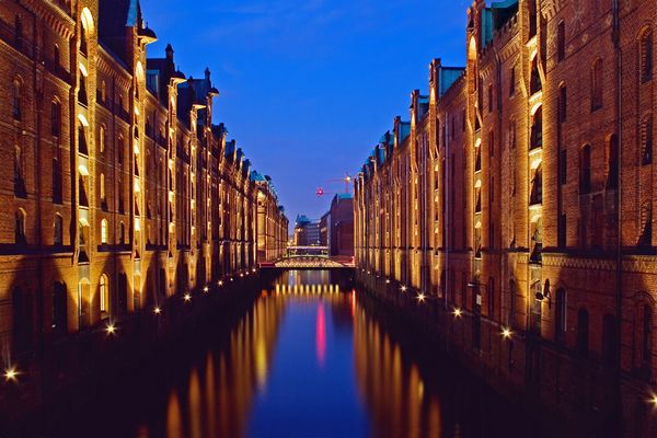 Speicherstadt rot-blau