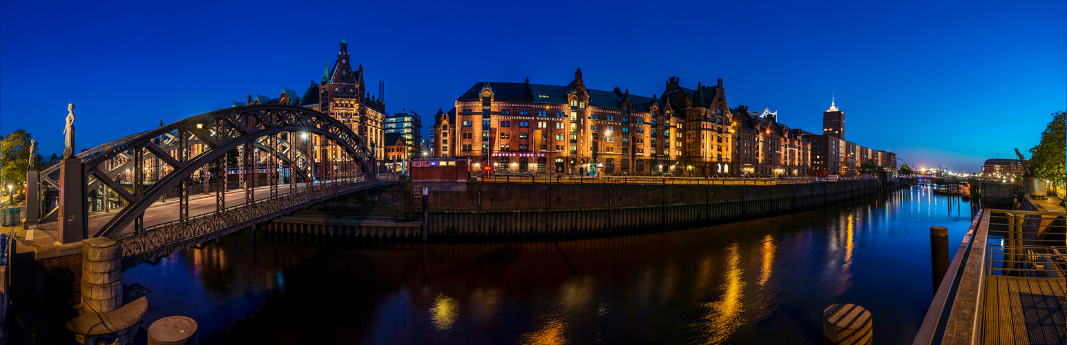 Speicherstadt Zollkanal