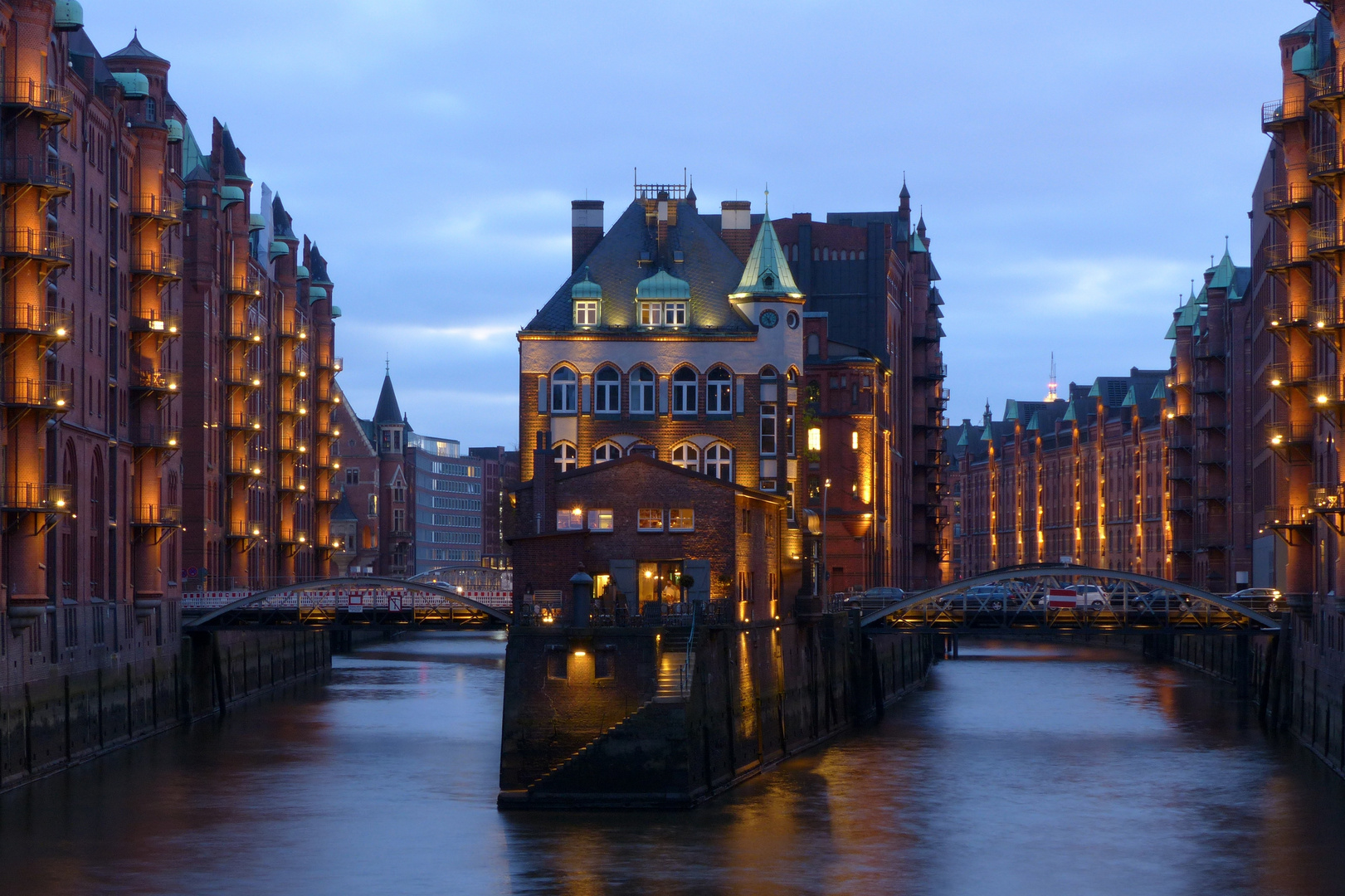 Speicherstadt zur blauen Stunde