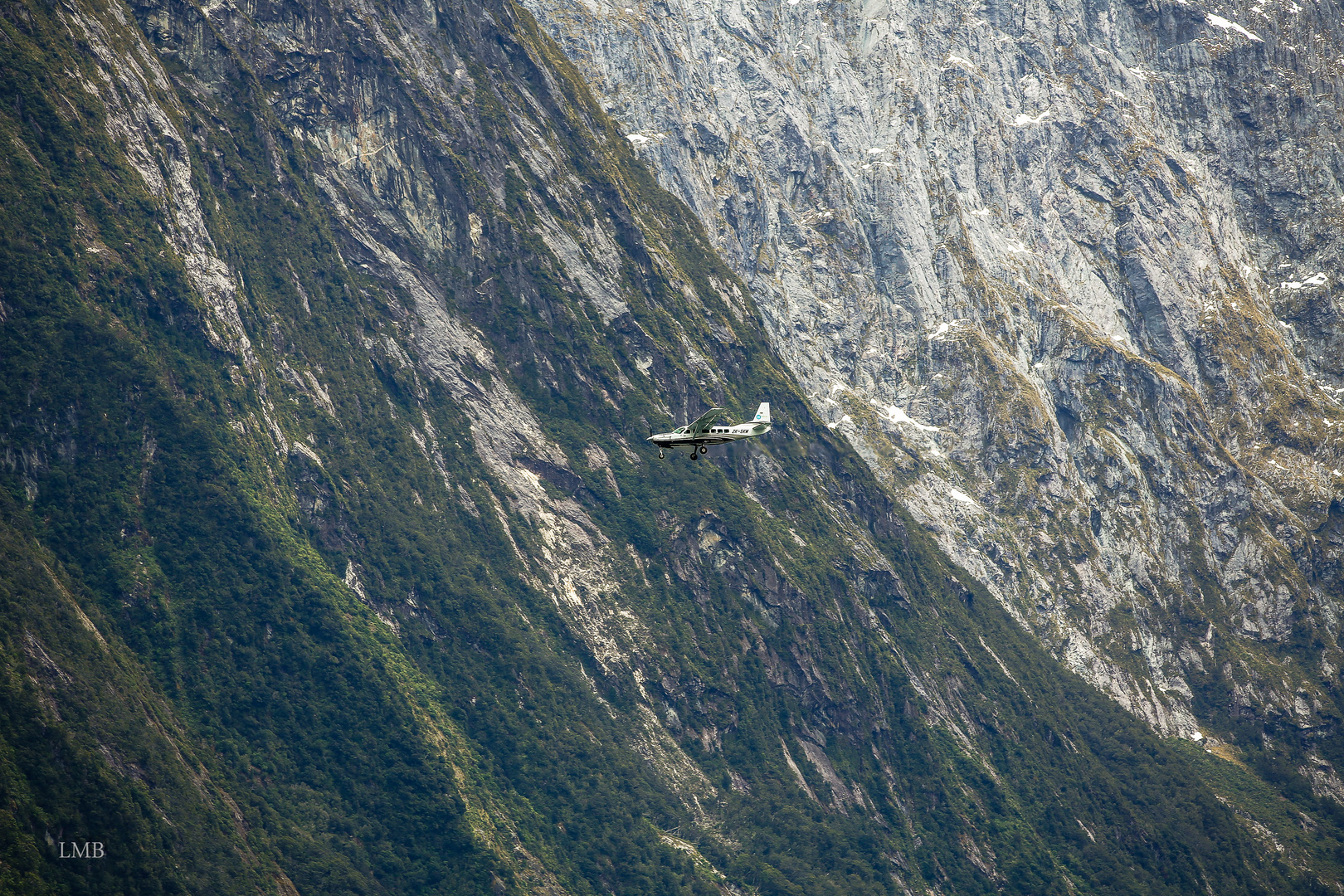 Spektakulärer Landeanflug