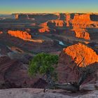 Spektakulärer Sonnenaufgang im Canyon - DRI