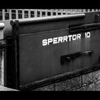 Sperrtor 10