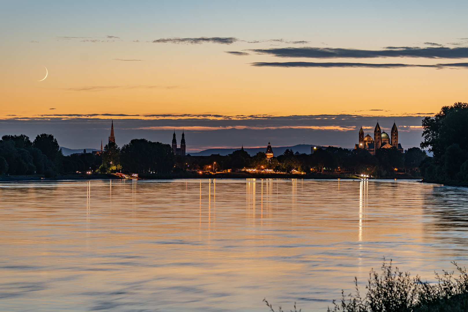 Speyer am Abend - erfrischend und labend ;-)