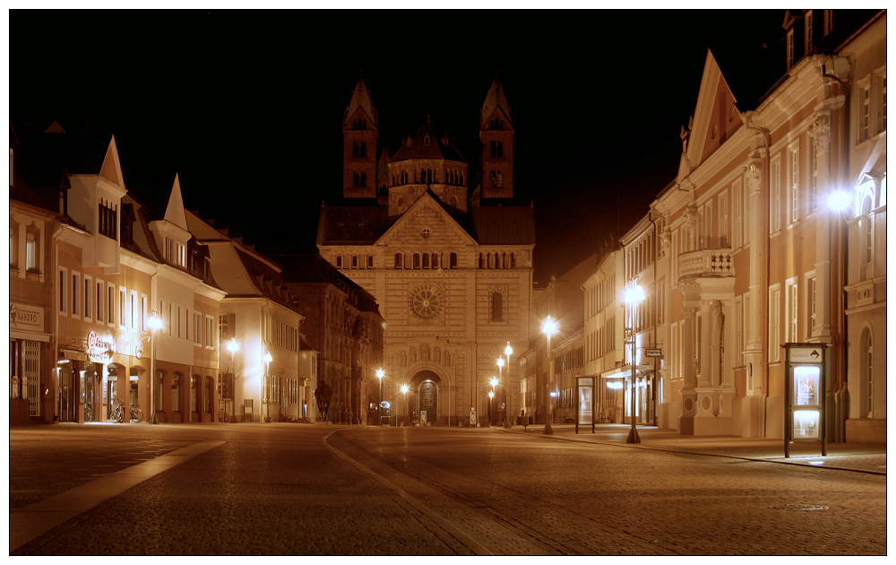 Speyer bei Nacht