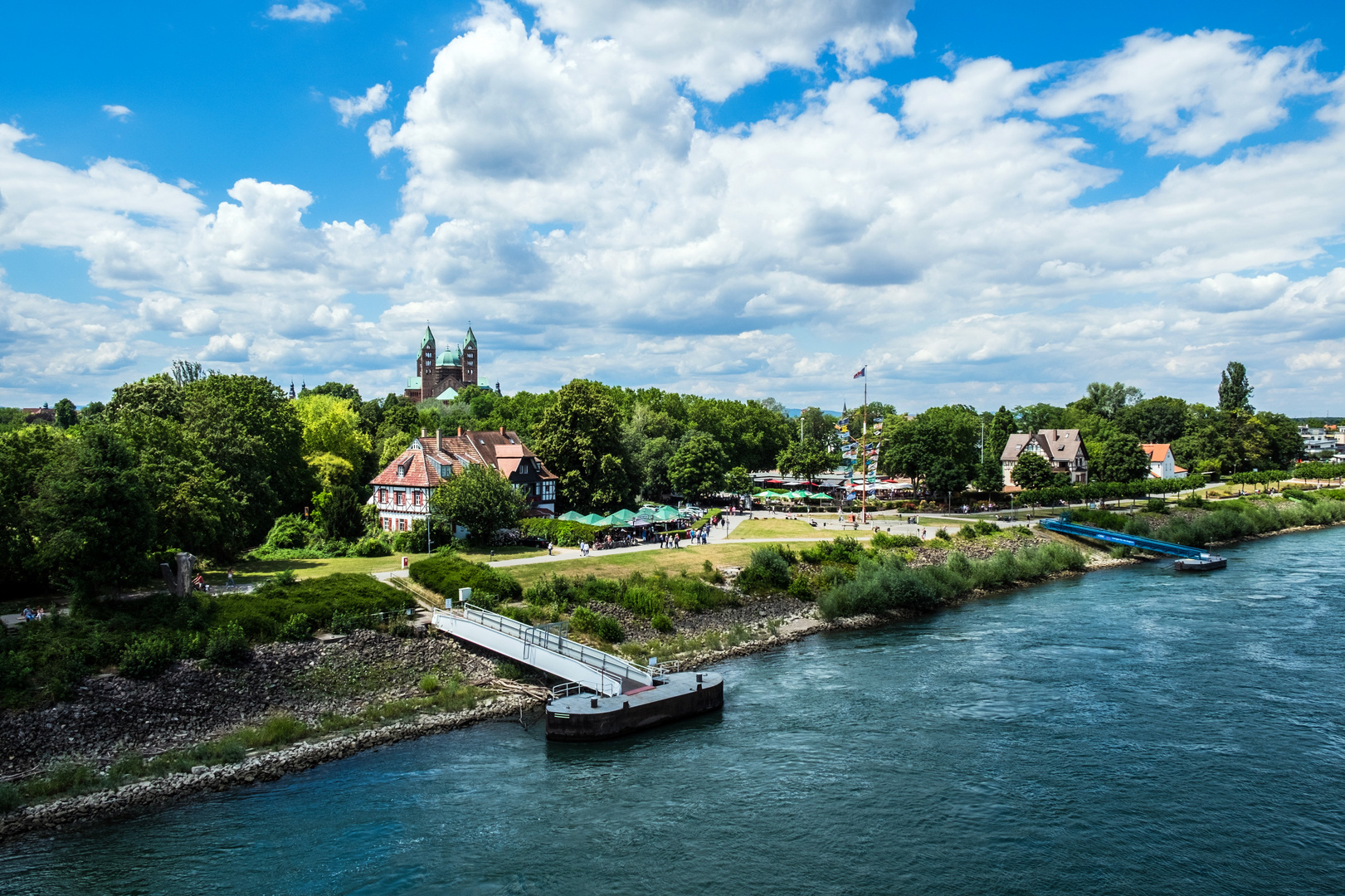 Speyer von der Salier Brücke