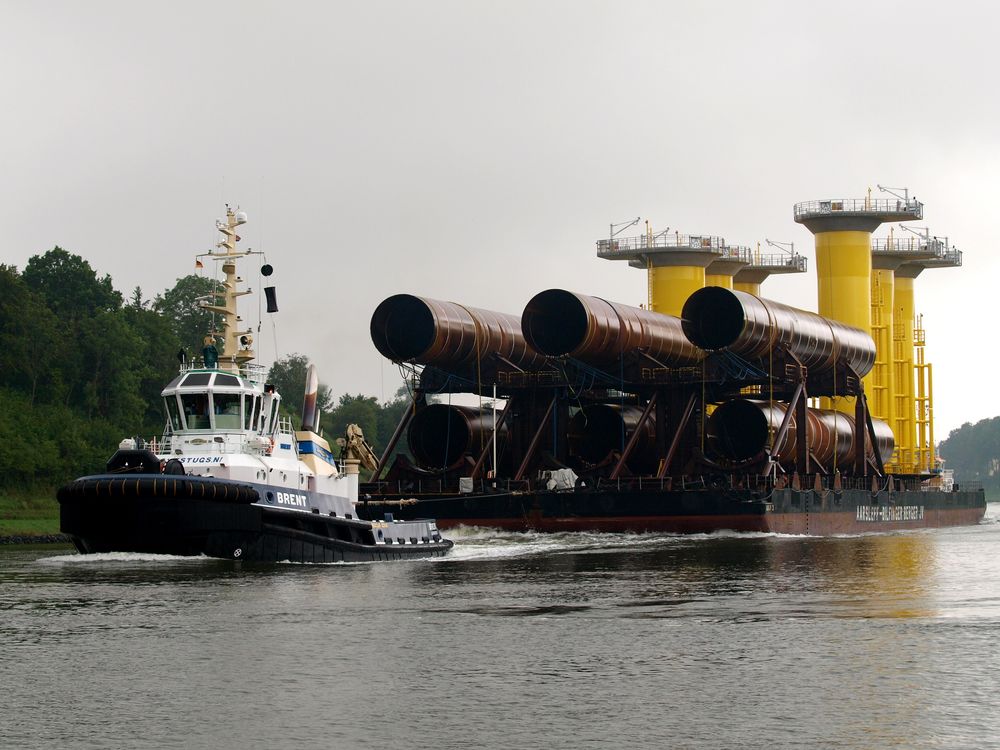 Spezialtransport auf dem Nord-Ostsee-Kanal