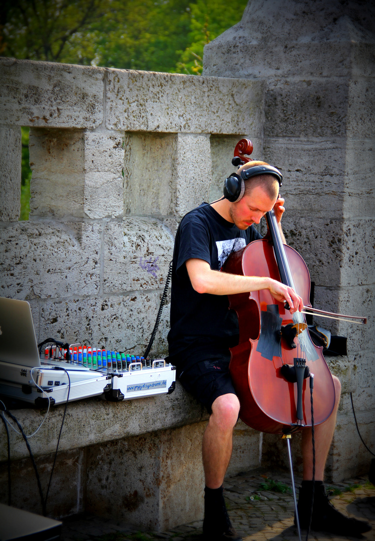 spheres of the cello