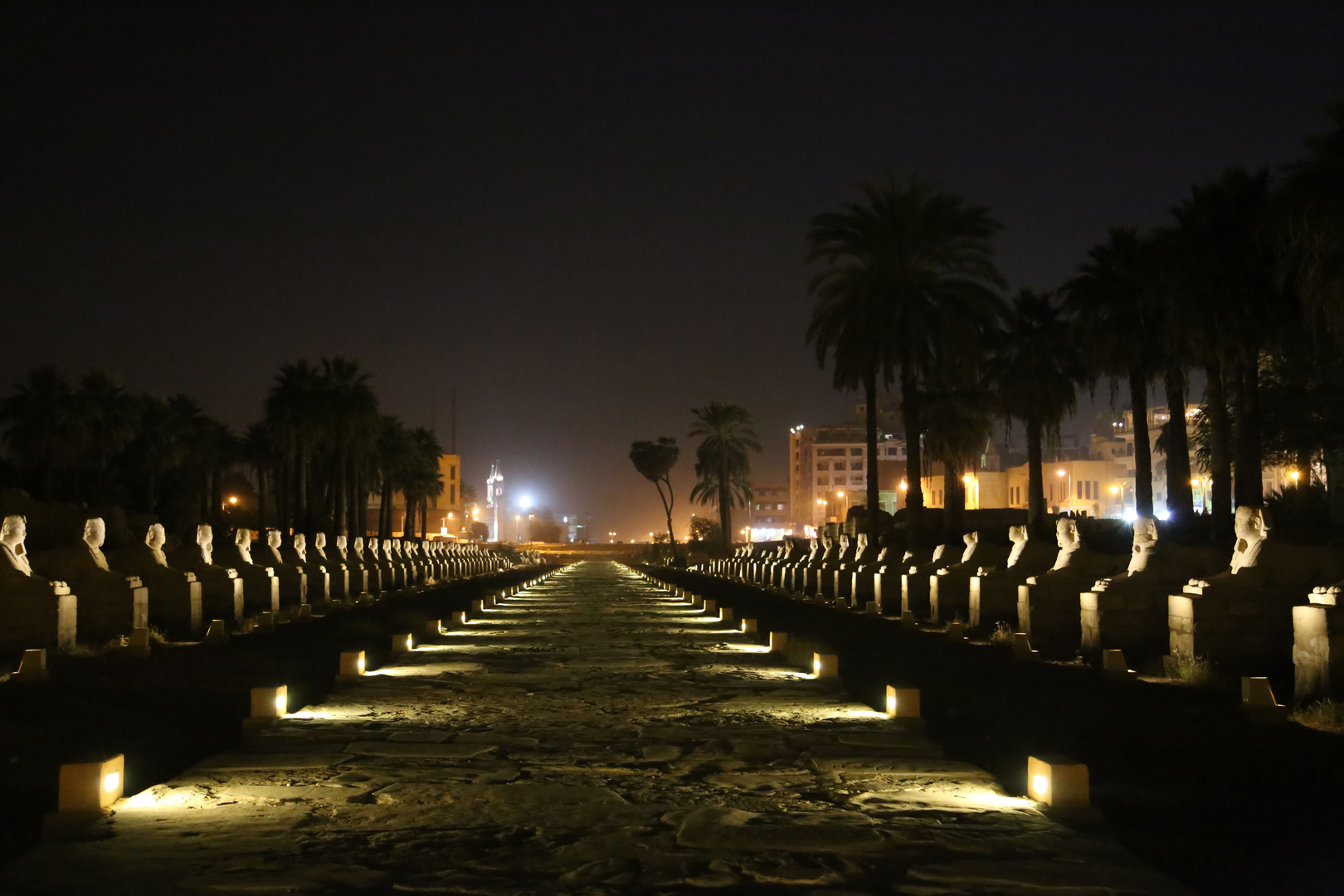 Sphingenallee - Verbindung zwischen Luxor Tempel und Karnak Tempel